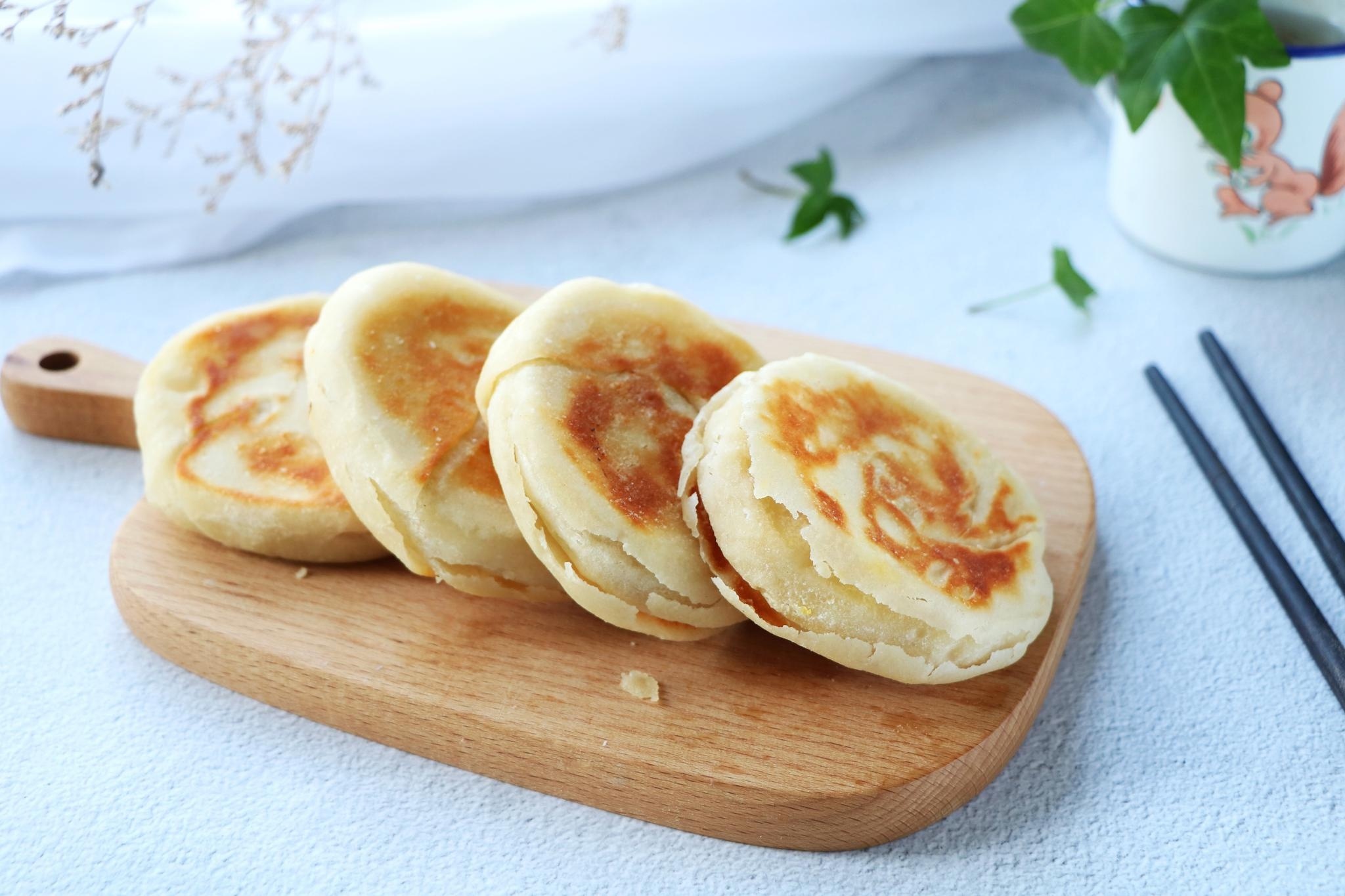 饼我家就爱这样吃,2天吃一次不算多,做法简单,连皮都酥的掉渣