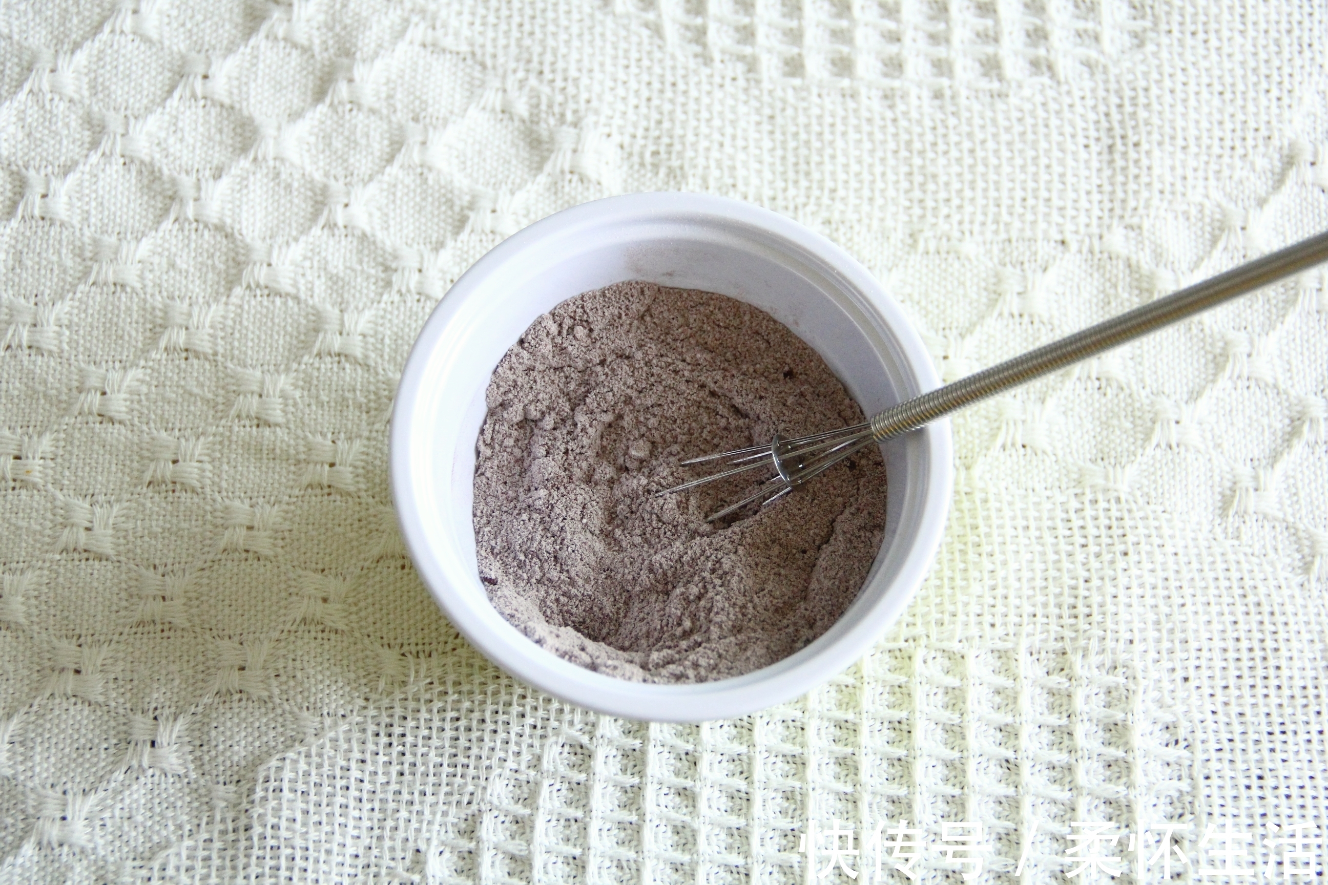 烤制|巧克力燕麦片能量球,解馋小零食,美味好吃