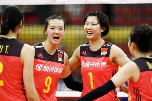 中国女排比赛时间2023_2020女排比赛赛程时间_中国巴西女排比赛