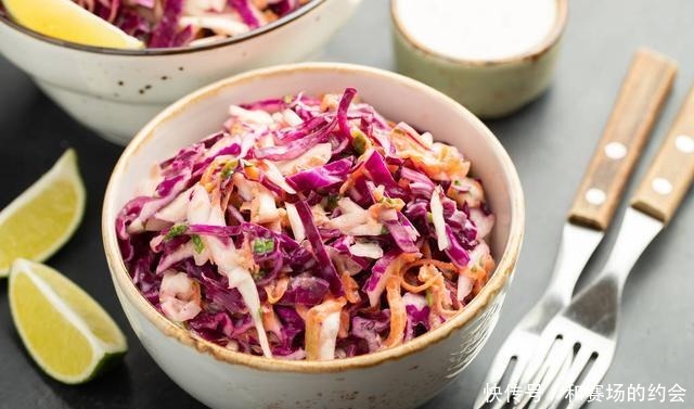 紫甘蓝|怎么去除黄褐斑最有效的方法只要坚持这三点,斑点就会远离你