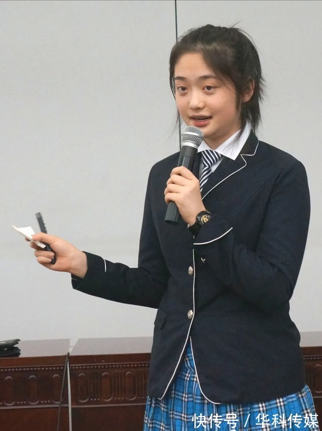 英文！北京潞河国际英文读书分享会精彩纷呈