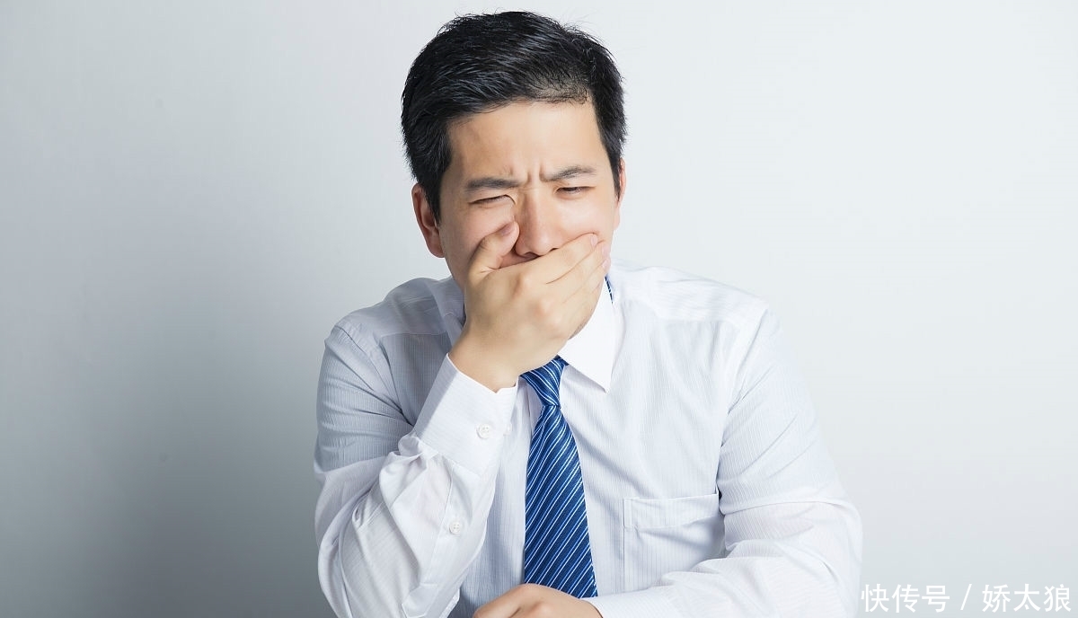 口腔癌|45岁男子确诊晚期口腔癌,只因长期保持三种习惯,最好及时检查