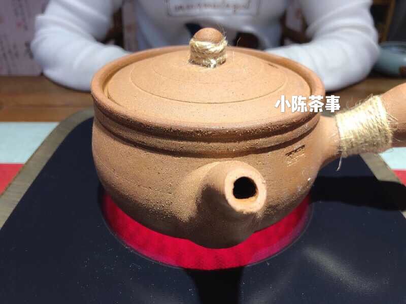 陶壶|煮茶工具不会挑？养生壶、玻璃壶、粗陶壶，哪个是煮茶的一把好手