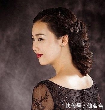 女人|40多岁的女人发型应该洋气,还是高贵的好?千万别烫会惊艳全场