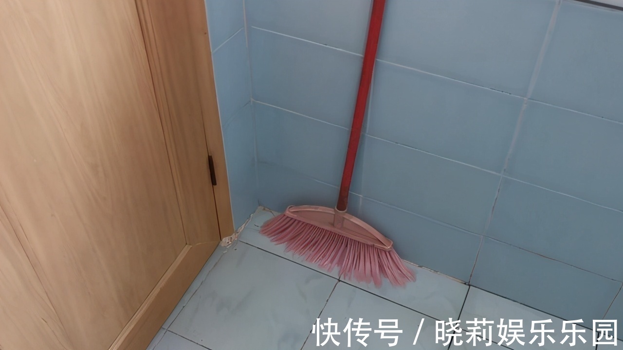 不要把扫把放在这3个地方，不是因为迷信，其实很多人都放错了