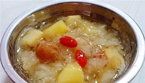 它是“天然粉底液”，常食毛孔小了，嫩滑无斑点