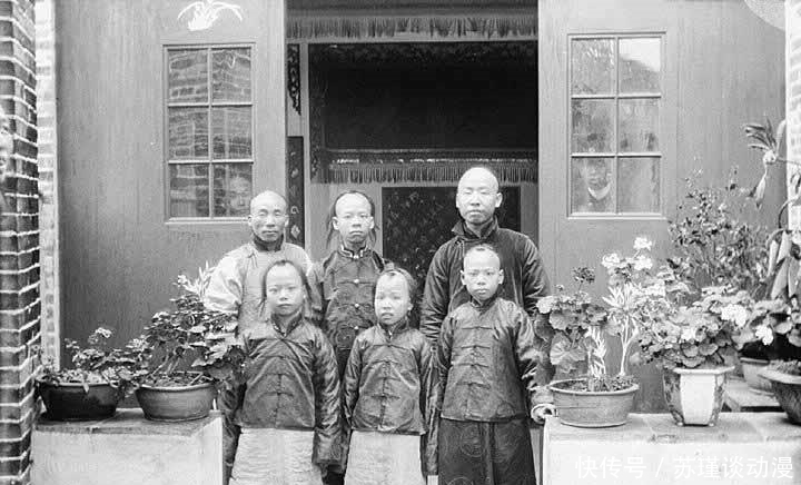 很大|晚清老照片:押赴刑场的犯人,农民的孩子与官员的孩子差别很大