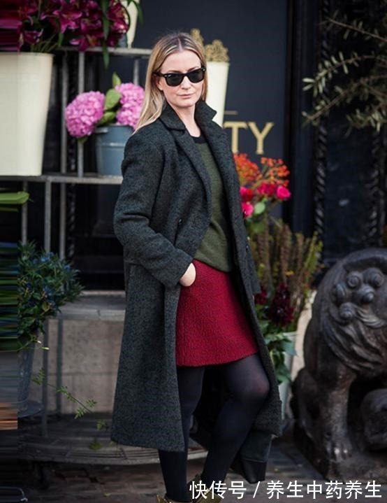 时尚达人 大衣不露脚踝,一样穿出高级感!时尚达人亲自示范,时髦又保暖!