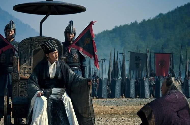 曹魏|诸葛亮有一项发明,堪称曹魏骑兵克星,如今交警经常使用