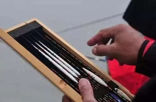 新手不迷茫的用漂攻略，熟练运用这些技巧，冬季的轻口鱼钓几十斤！