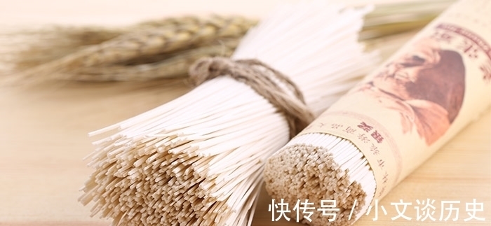 柳州螺蛳粉|煮面条，水开下锅就错了，大厨教你一招，出锅爽滑又劲道，快学学