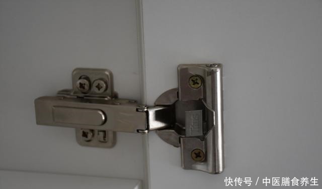 衣区|房子装修,定制衣柜搞懂这7个地方,也许可以省几千块!