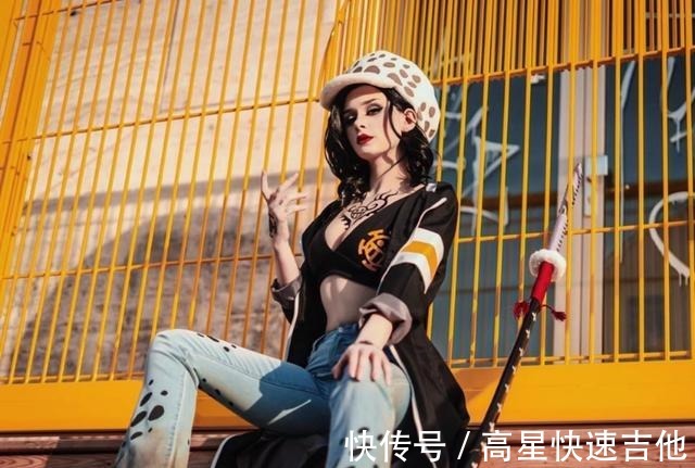 女版|海贼王女Coser反串性别扮三大主力,女版索隆比男版索隆更高冷