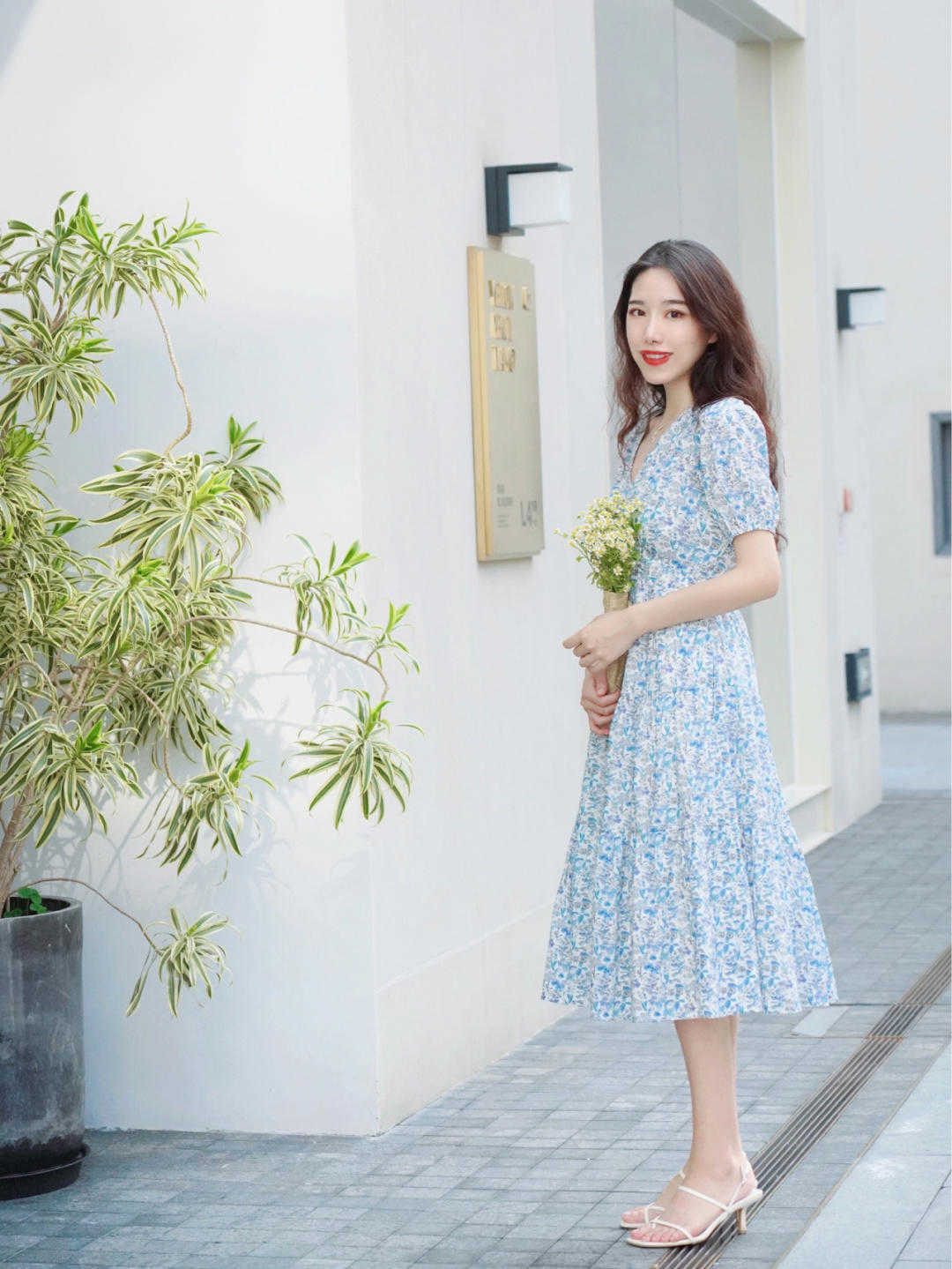 高度|初秋这样穿连衣裙,美出新高度,可爱又气质