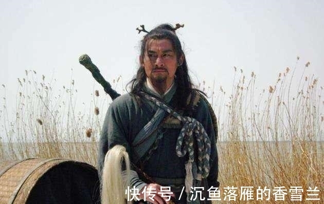 晁盖#水浒里宋江对四个人说过让位,没一个敢接,唯一敢接的他又不敢让