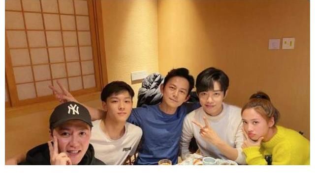 向往的生活4|黄晓明和黄磊在《向往的生活》疑似鼓励肖战，何炅一句话都没说