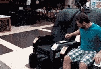 尾巴|收木头回家发现车上有一个尾巴,这是什么哈哈哈哈网友的回复亮了!