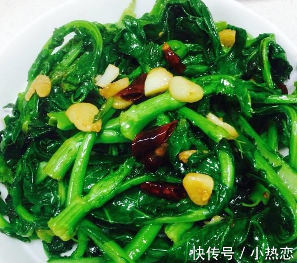 发苦|不管炒什么青菜,一旦先爆蒜下锅!炒出来的菜又老又黄,毫无营养