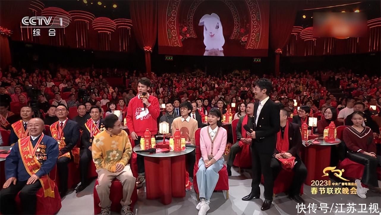 广西巴马长命乡美食“三宝”：油鱼、香猪、火麻汤及12位爸爸的陪产故事：那一天他哭得像个两百斤的孩子