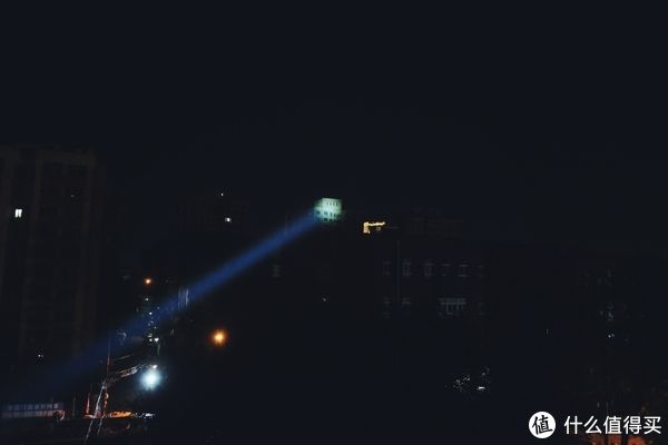 光剑在手，黑暗你走——纳丽德L10MAX白激光手电