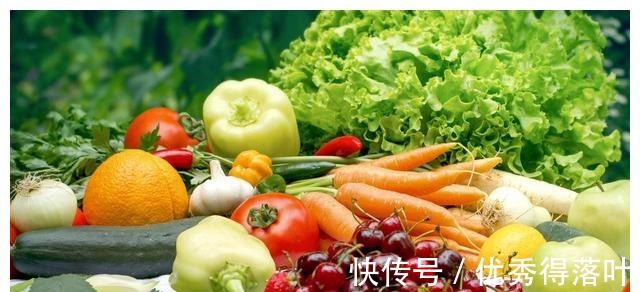 椰棗|建議中老年人冬季多吃4種健康食物，好吃不貴，對身體好！