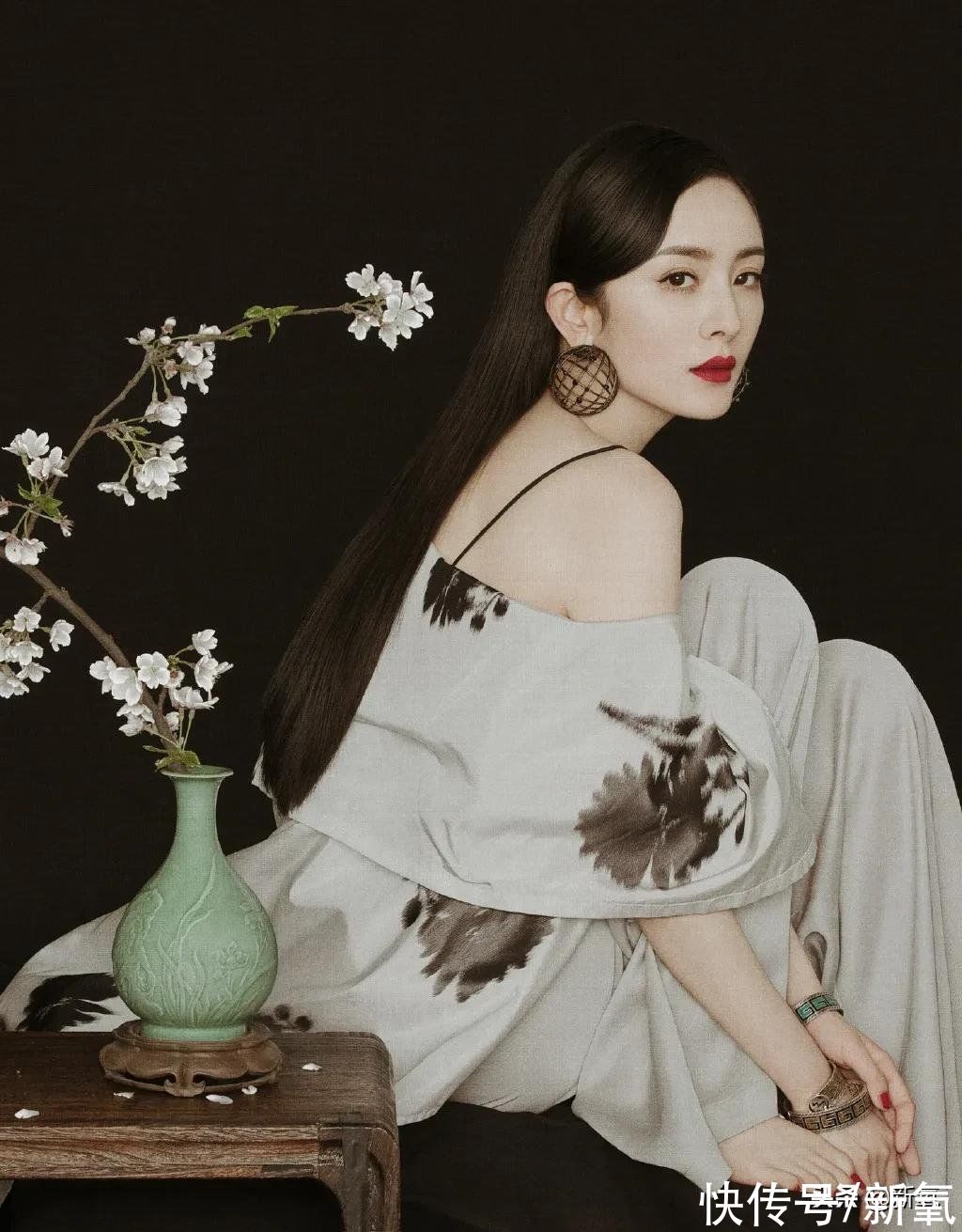 中式|又一个翻车的？国风美人变女“鬼”...