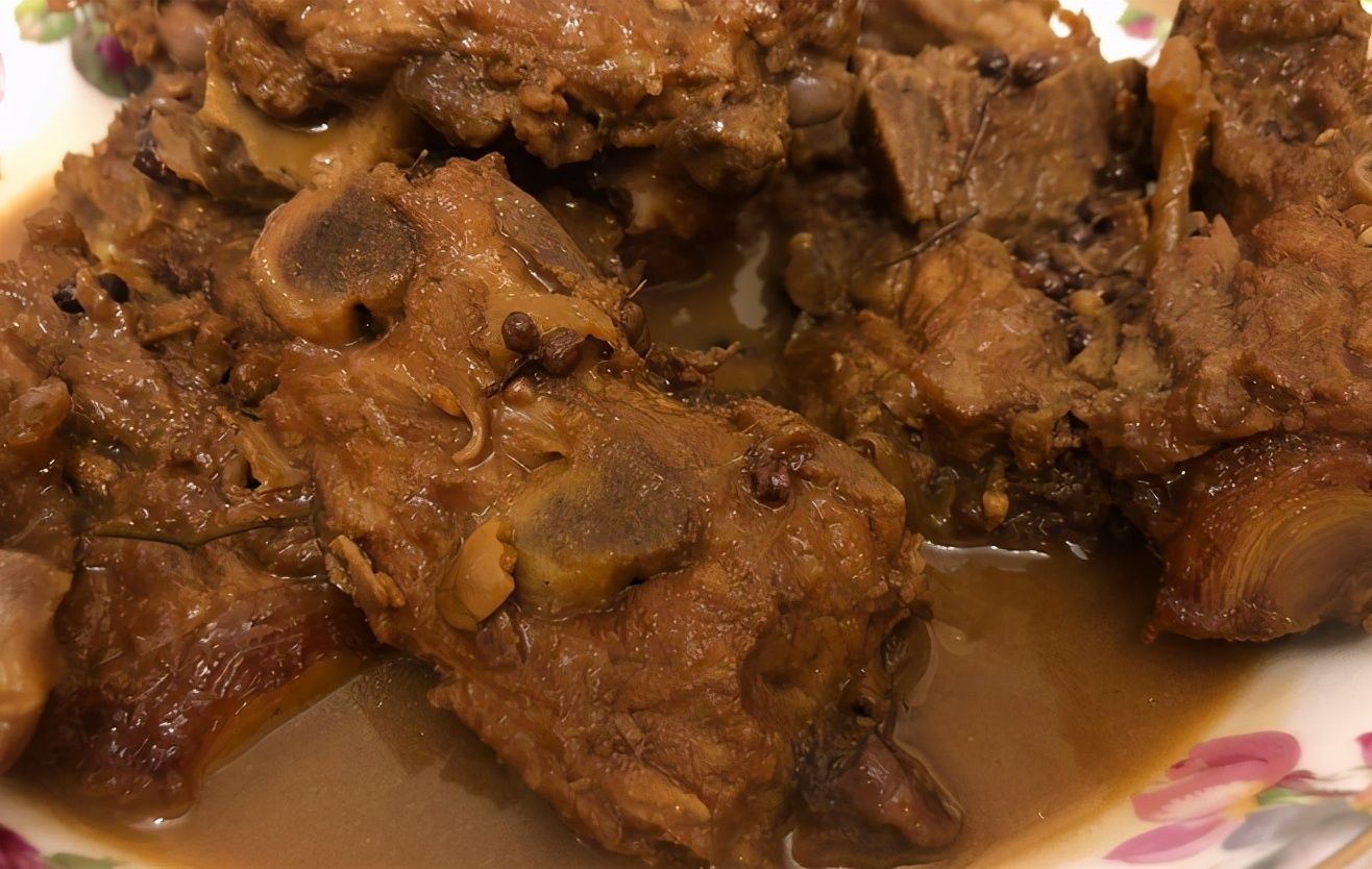 猪的这个部位,营养是排骨的8倍,价格只是排骨一半,不买亏大发