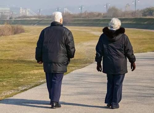 中老年人|60到70岁的老人，每天应该走多少步？在这个范围内就很好