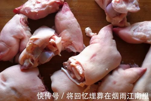 炖猪脚汤时,牢记“1做2不做”,汤鲜香肉嫩软烂易嚼,还无腥味
