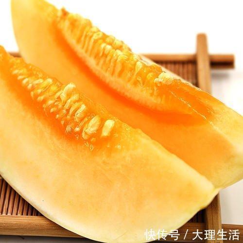 大黄|年过50想长寿就要会吃,尤其是这几种“软黄金”,营养高还好吸收