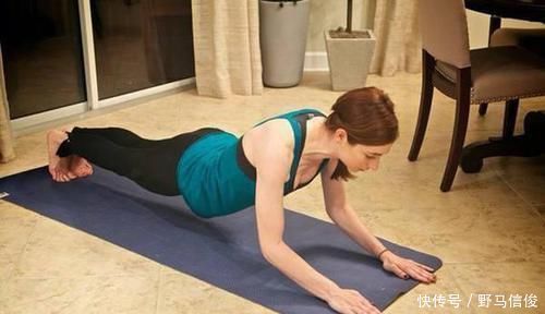 俯卧撑|男性坚持每天做俯卧撑,最后都如何了真相或与你想的不一样