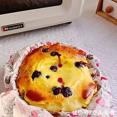 搅拌一下就成功の蓝莓酸奶蛋糕