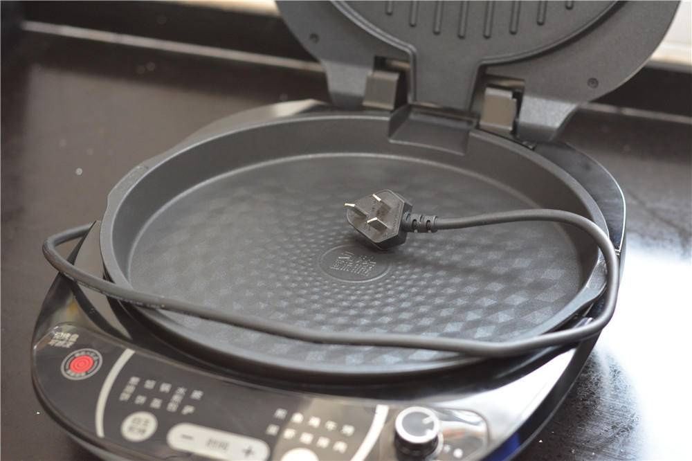  定期更新电饼铛，这次选了个易清洁的，早餐、午餐、晚餐都在行