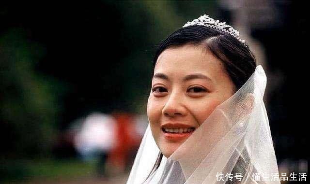 姜丰|前央视著名才女姜丰，修改国籍为爱远嫁，如今离婚后过的怎样