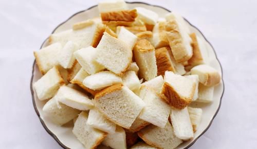 简单的营养早餐，分分钟搞定，香脆酥，一块接着一块