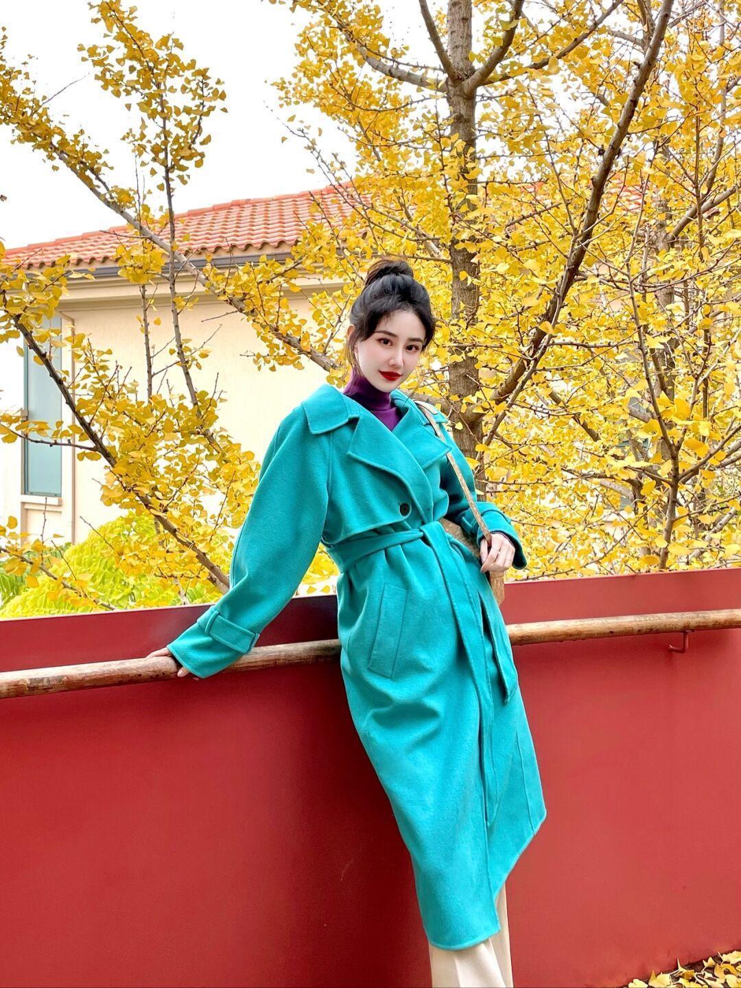 搭配|这才是优雅女性冬季最高级搭配,4款实用大衣分享给你,真美