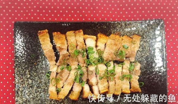 猪皮|史上最简单版的脆皮烧肉——免煮免戳!