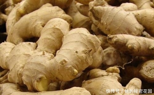 祛湿|夏天这样泡脚，祛湿效果翻倍，一周后体内湿气都排出来了?