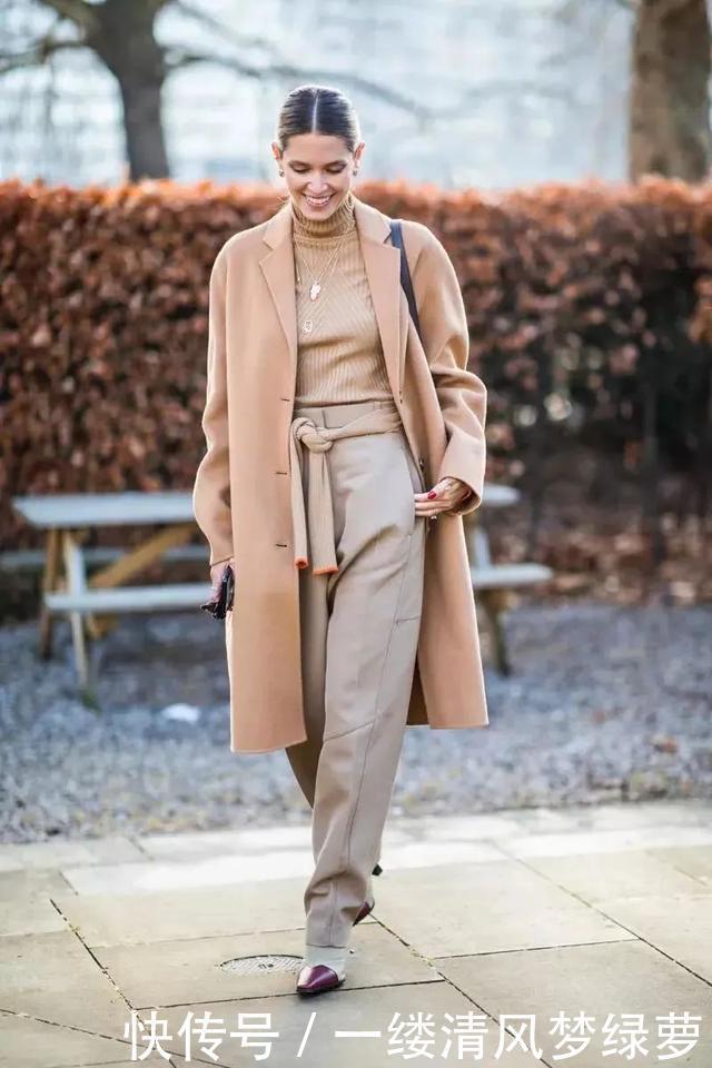 驼色烂大街了，今年冬天“奶茶色”火了，贵气又显白！