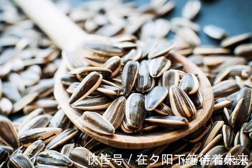 食物|高血糖患者多注意:三种常见食物少吃些,或许有助于平稳血糖指数