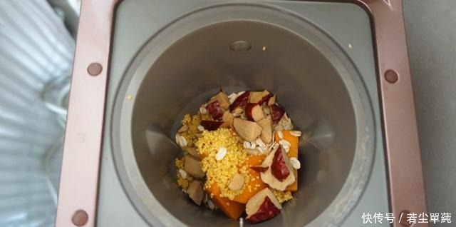 小米和“它”打成汁，每天一杯，美白淡斑，改善肤质，越喝越美丽！