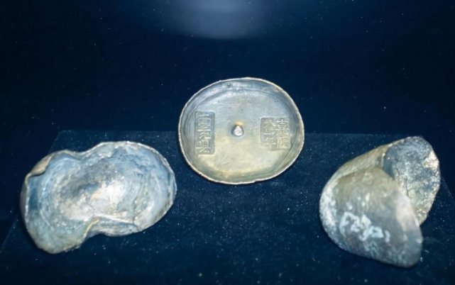 约等于现在多少钱?看看你每月工资是几两?