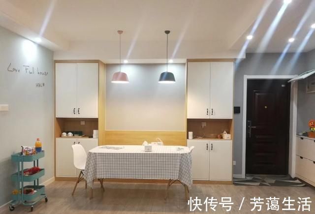 墙布|墙面用乳胶漆还是墙布好,今天终于明白了,还好不算晚!