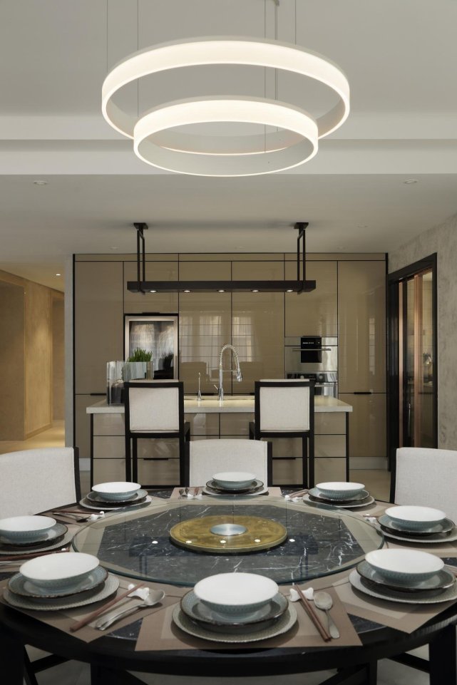 李中伟|680㎡东南亚风三口之家别墅设计,享受自然田园的轻松悠然