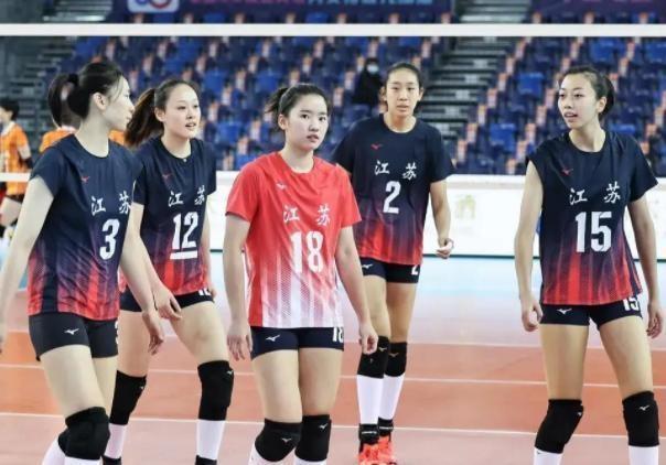 江苏女排|青春三叉戟火热出炉!1米91新朱婷联手2米02新袁心玥,攻击火力足