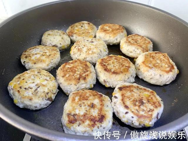 低脂|鸡胸肉这做法太香了，低脂营养，不知不觉瘦了，健身教练都这么吃