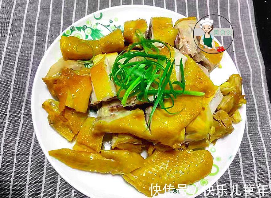 咸香鸡家常做法，简单易上手，皮脆肉滑，营养美味，秋天吃特养人