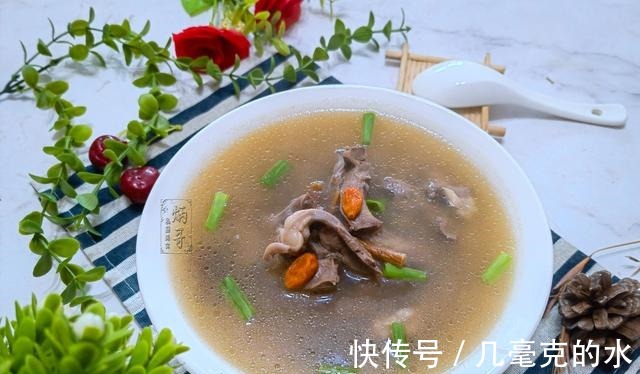 猪心汤|集市上遇到这食材别不懂吃，营养极高，用它煮汤喝，比吃羊肉汤强！