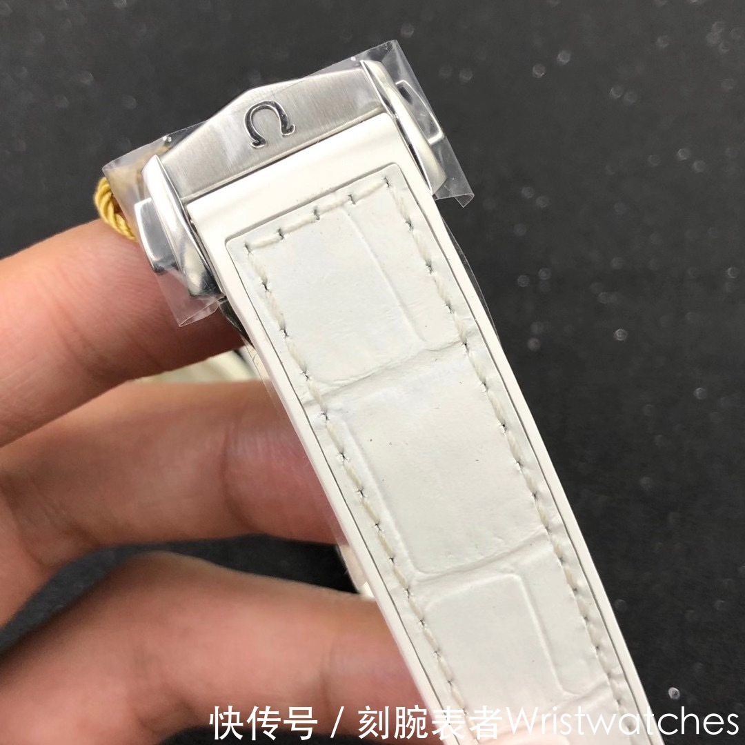 VS厂欧米茄海洋宇宙600米间玫瑰金「女士潜水表」深度评测!