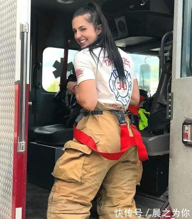 社交平台|美国女消防员晒健身照被举报,惨遭开除,难道是嫉妒身材太好?